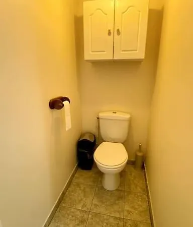 Maison Pour 6 Personnes Avec Garage Et Jardin بيت للعطل لو كْروتْوَ