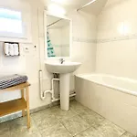 Maison Pour 6 Personnes Avec Garage Et Jardin بيت للعطل *