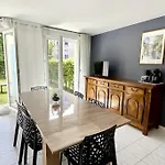 بيت للعطل Maison Pour 6 Personnes Avec Garage Et Jardin لو كْروتْوَ